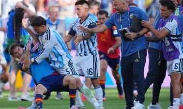 Mondial 2026&nbsp;: Paredes prend dix matchs, la FIFA frappe lourdement l’Argentine